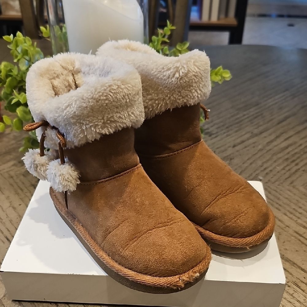 Cozy Brown Faux Fur Lined Boots Size 10